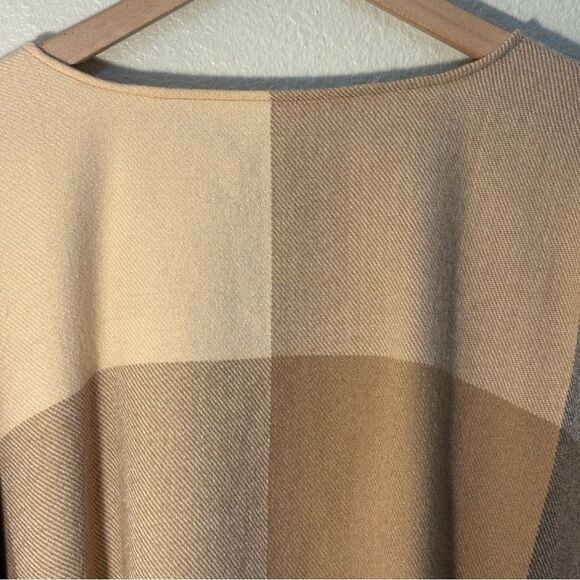 A New Day Poncho Flannel Fringe Plaid Women’s OS Cream Tan Brown Gray. - Picture 4 of 11